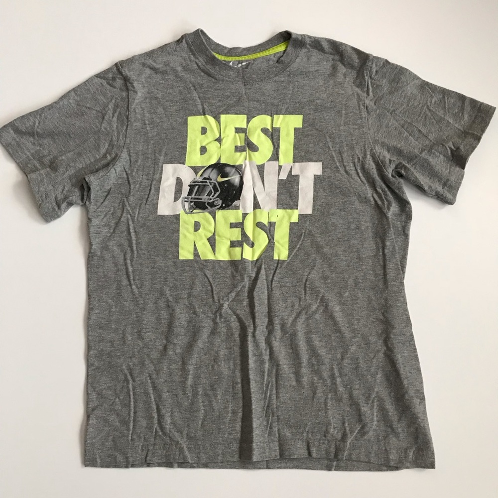 Kids Nike T-shirt